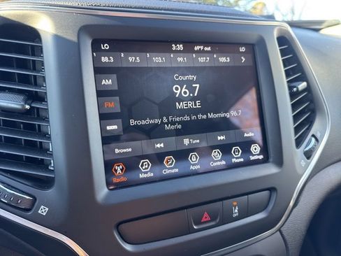 Used 2022 Jeep Cherokee Latitude Lux image 18