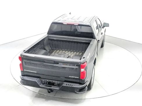 Used 2019 Chevrolet Silverado 1500 Custom w/ Custom Value Package image 38