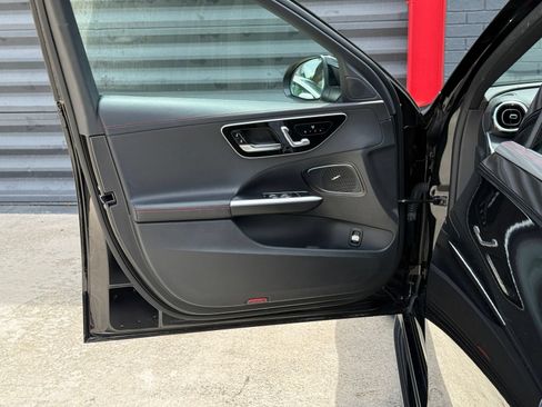 Used 2025 Mercedes-Benz C 43 AMG 4MATIC Sedan image 17