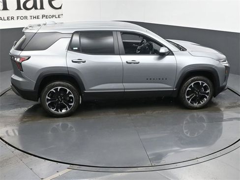 New 2026 Chevrolet Equinox LT w/ Safety and Technology Package image 17