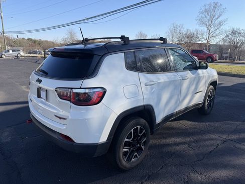 Used 2020 Jeep Compass Trailhawk AWD/4WD image 3