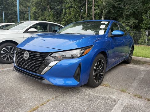 Used 2024 Nissan Sentra SV FWD image 1