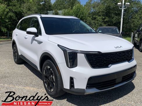 Used 2024 Kia Sorento S AWD/4WD image 1