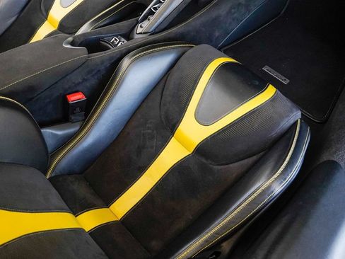 Used 2021 McLaren 720S Spider RWD image 62
