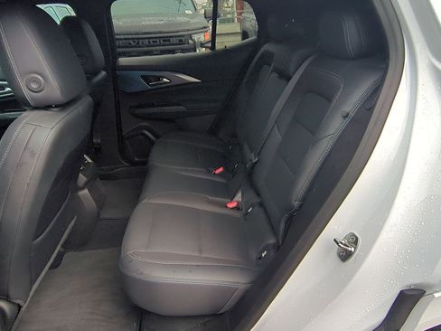 Certified 2024 Chevrolet Equinox EV LT image 23