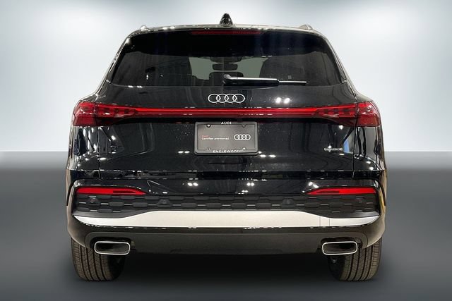 Used 2025 Audi Q5 Premium Plus w/ Premium Plus AWD/4WD image 4