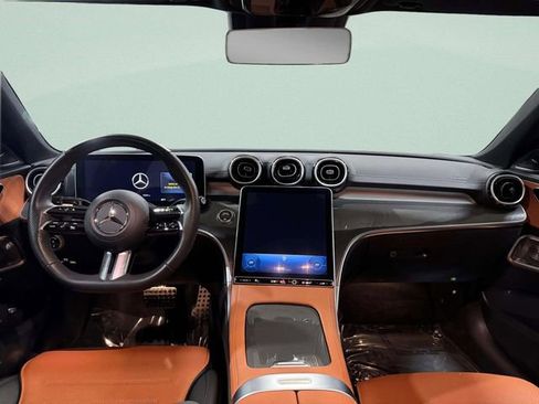 Used 2023 Mercedes-Benz C 300 4MATIC Sedan image 11