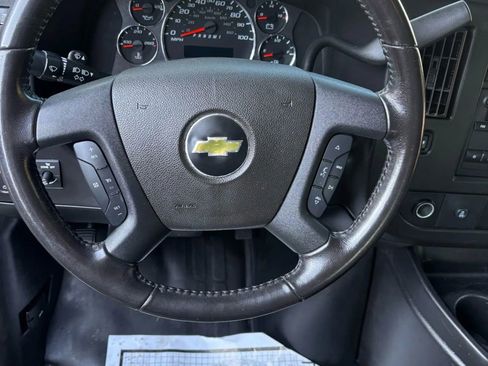 Used 2021 Chevrolet Express 2500 w/ Driver Convenience Package image 17