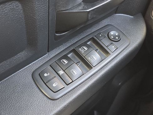 Used 2017 RAM 1500 Tradesman w/ Popular Equipment Group image 9