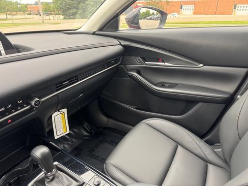 Certified 2025 MAZDA CX-30 AWD 2.5 S w/ Select Sport Pkg image 21