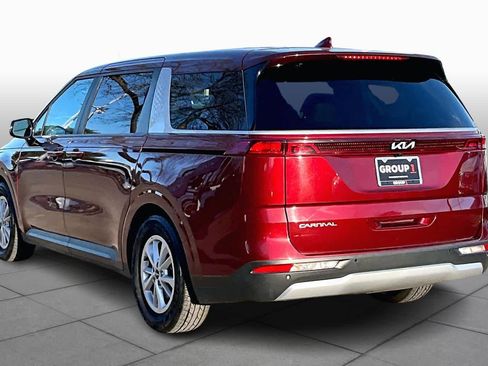 Used 2024 Kia Carnival LX image 11