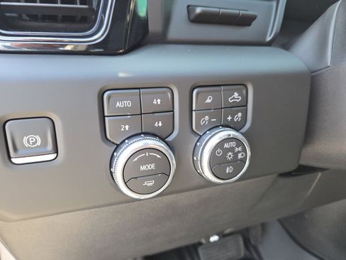 Used 2026 GMC Sierra 1500 AT4 w/ AT4 Premium Package image 6