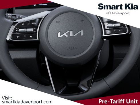 New 2025 Kia Seltos S image 23