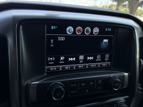 Used 2019 Chevrolet Silverado 1500 LT w/ LPO, Black Pack AWD/4WD image 19
