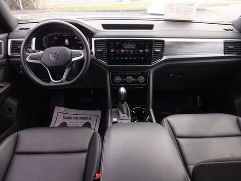 Certified 2023 Volkswagen Atlas Cross Sport SE w/ Panoramic Sunroof Package image 23