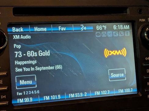 Used 2013 Buick Enclave Leather image 9