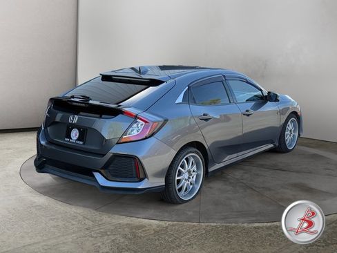 Used 2017 Honda Civic EX-L image 4