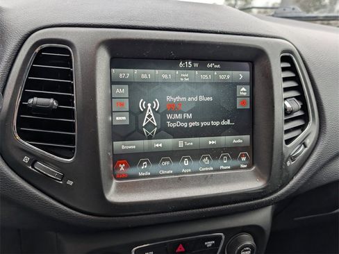 Used 2018 Jeep Compass Trailhawk w/ Navigation Group image 13