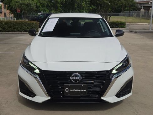 Certified 2025 Nissan Altima 2.5 S FWD image 8