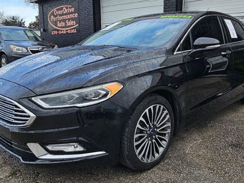 Used 2017 Ford Fusion SE w/ Fusion SE Technology Package image 1