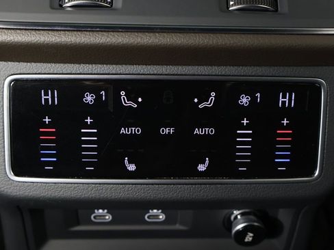 Used 2023 Audi A6 3.0T Prestige w/ Prestige Package image 60