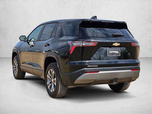 New 2026 Chevrolet Equinox LT w/ Safety and Technology Package FWD image 9