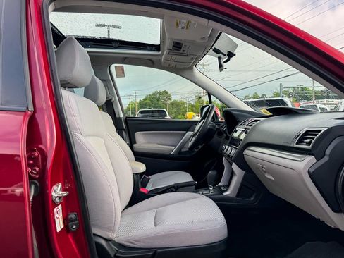 Used 2018 Subaru Forester 2.5i Premium w/ All-Weather Package AWD/4WD image 9