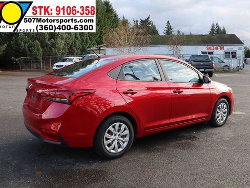 Used 2018 Hyundai Accent SE image 7