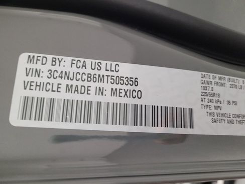 Used 2021 Jeep Compass Limited FWD image 33