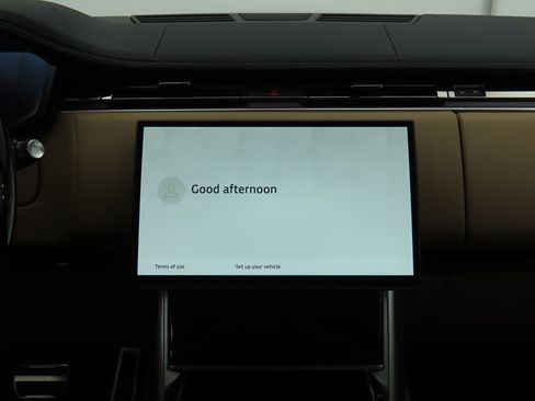 New 2026 Land Rover Range Rover Long Wheelbase SE image 14