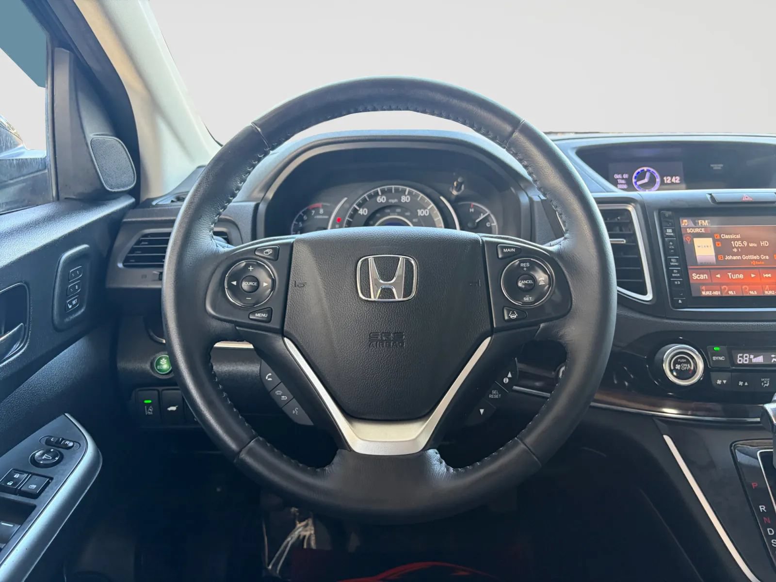Used 2016 Honda CR-V Touring image 29