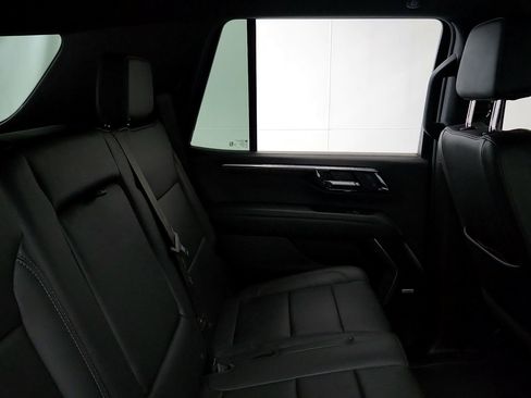 Used 2025 Chevrolet Tahoe LT w/ Comfort Package AWD/4WD image 27