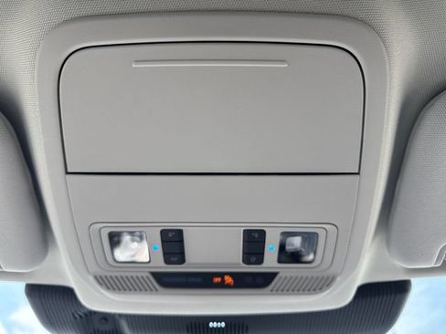 New 2026 Ford Explorer Active AWD/4WD image 33