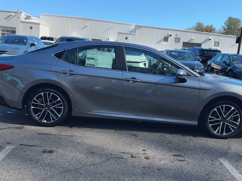 New 2026 Toyota Camry XLE image 9