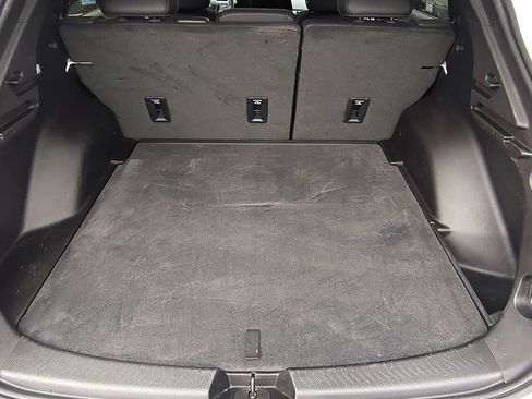 Certified 2024 Chevrolet Equinox EV LT image 24