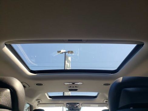 Certified 2024 Kia Carnival SX Prestige FWD image 17