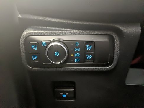 Used 2025 Ford Bronco Outer Banks image 23