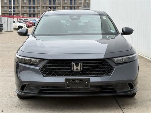 Used 2023 Honda Accord EX image 7