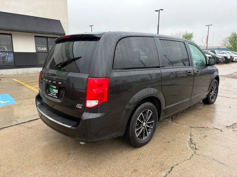 Used 2018 Dodge Grand Caravan GT FWD image 15