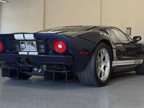 Used 2006 Ford GT RWD image 20