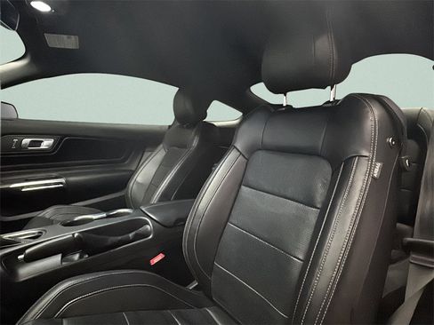 Used 2022 Ford Mustang GT Premium w/ GT Performance Package image 6