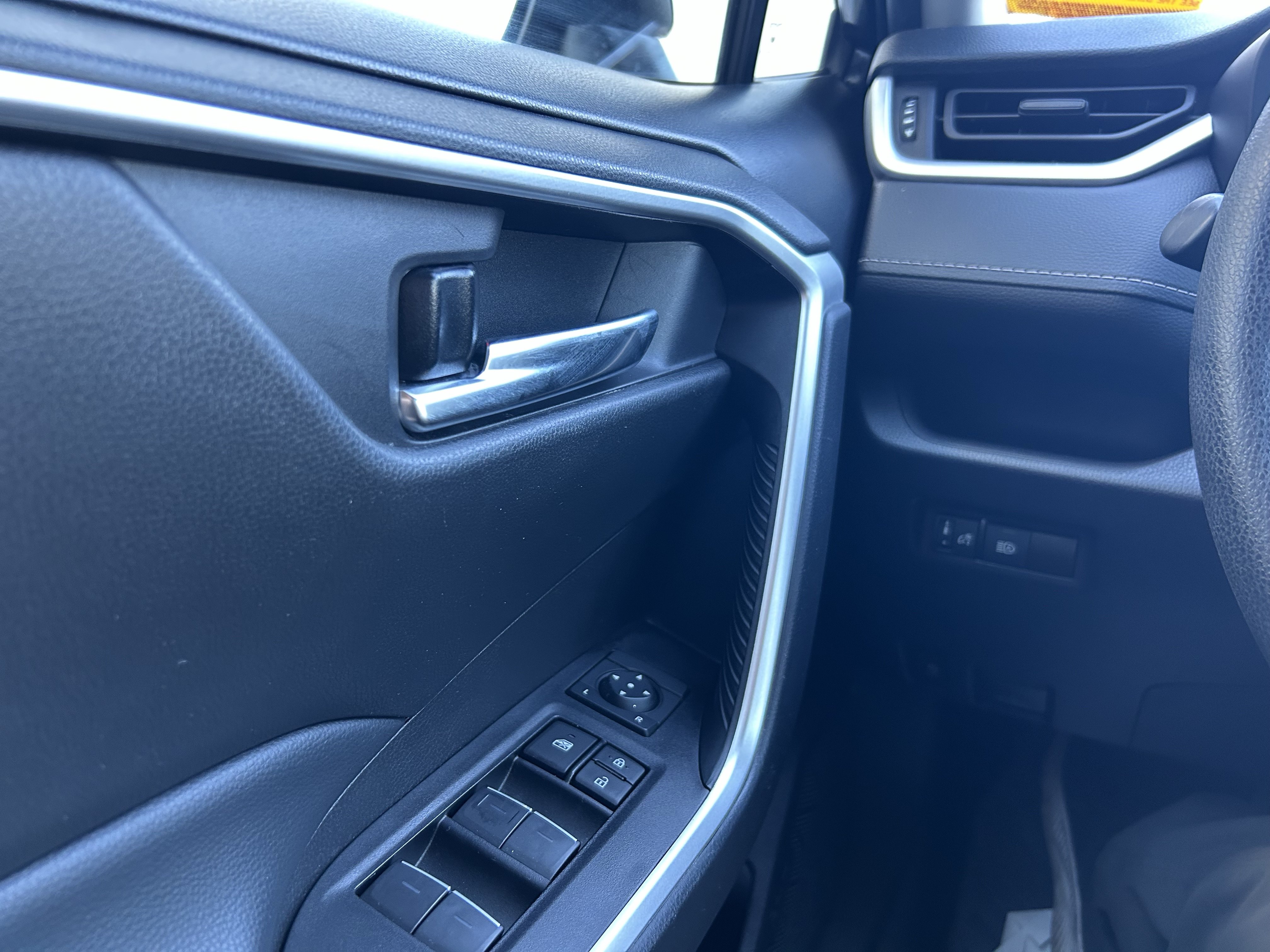 Certified 2024 Toyota RAV4 AWD Hybrid image 17