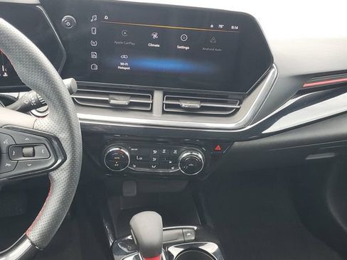 Certified 2025 Chevrolet Trax RS w/ Driver Confidence Package FWD image 13