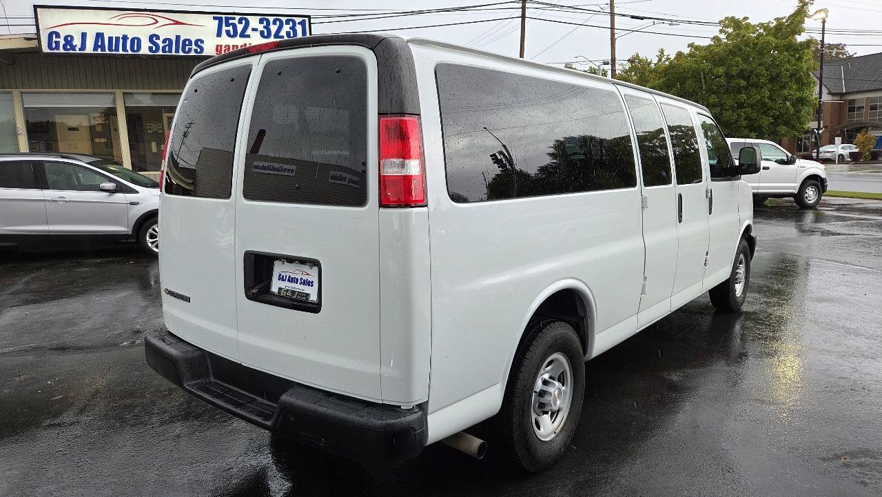 Used 2020 Chevrolet Express 3500 LS RWD image 8