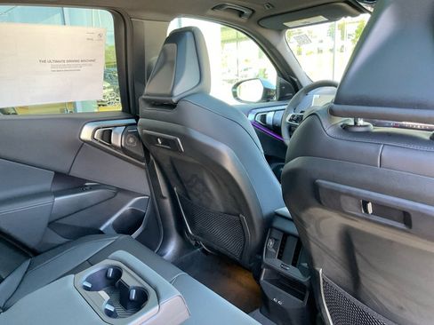 Used 2026 BMW X3 xDrive30 w/ Premium Package image 29