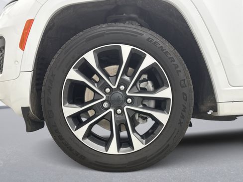 Used 2023 Jeep Grand Cherokee L Overland AWD/4WD image 28
