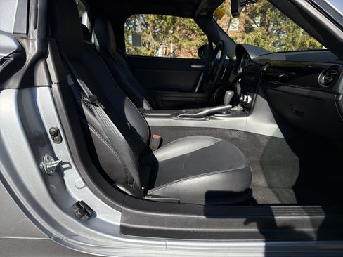 Used 2013 MAZDA MX-5 Miata Grand Touring image 31