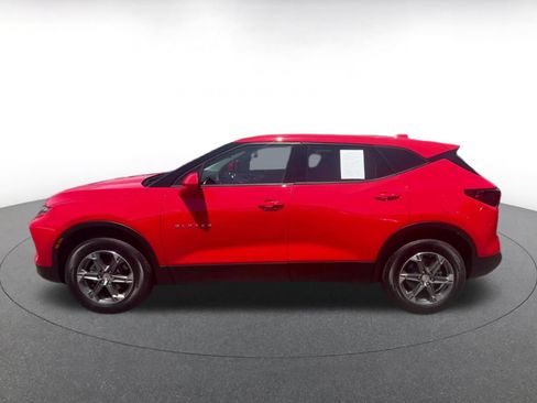 Used 2026 Chevrolet Blazer LT AWD/4WD image 8