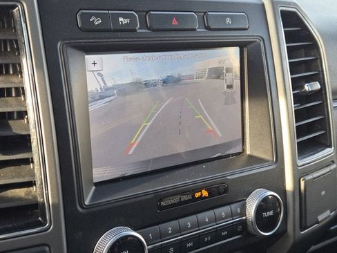 Used 2018 Ford Expedition Max XLT w/ Equipment Group 202A image 25