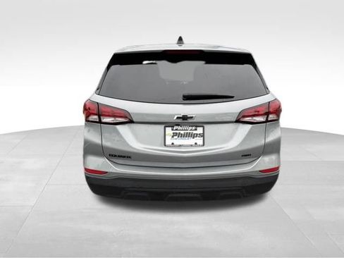 Used 2023 Chevrolet Equinox LS w/ LS Convenience Package AWD/4WD image 11